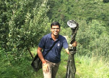 कृषि यंत्रों पर काम कर रहे हैं नितिन गुप्ता, ISRO की नौकरी छोड़ बने किसानों के मसीहा